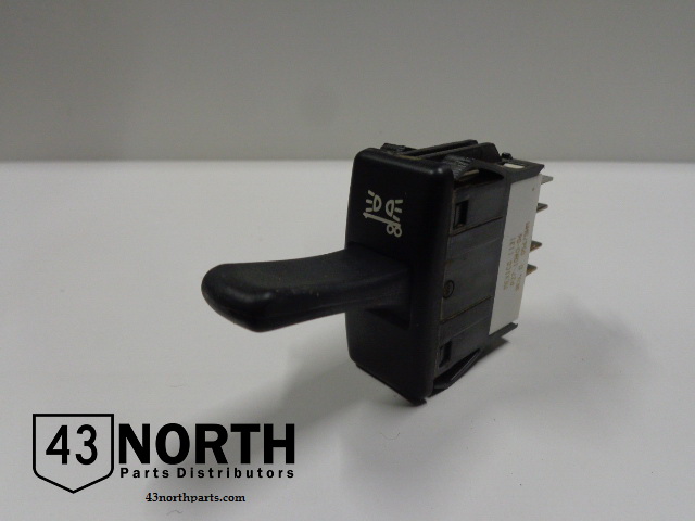 P27-1040-06 Used Kenworth Toggle Switch ((Trailer Clearance/Marker Light ) (Copy)