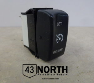 P27-1040-15 Used Kenworth rocker switch (Cruise Set/Resume)